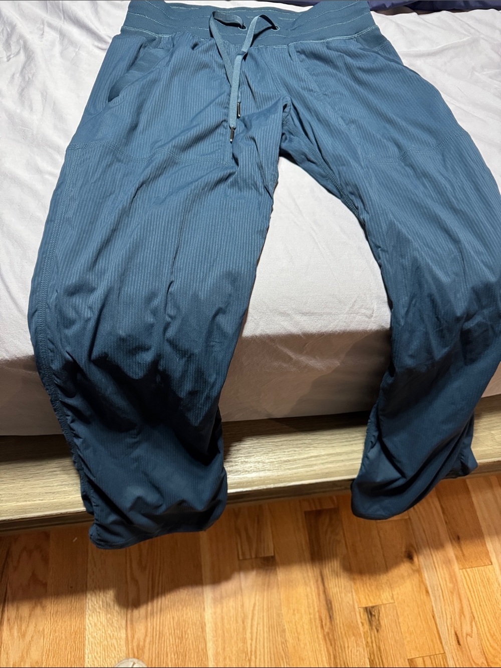 lululemon athletica Women's Slate Blue Ribbed Jogger Track Pants